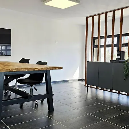 Phaedrus Living Mini Art House Matisse Апартаменты Никосия